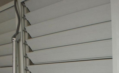 電動(dòng)百葉窗安裝 電動(dòng)百葉窗安裝